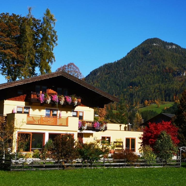 Haus Alpengruß - Apartamento de 2 o 3 dormitorios con balcón - 28