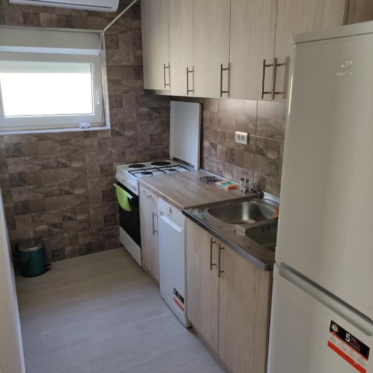 Apartment Mia Kumbor -Wi Fi - One-Bedroom Apartment - 11