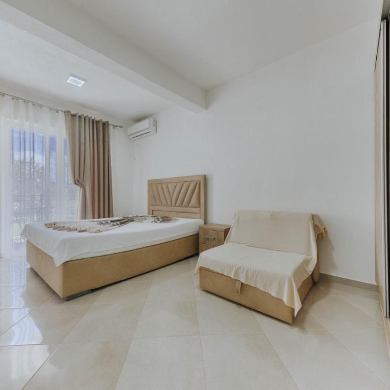 Sea Garden Apartments - One-Bedroom Apartment - 2