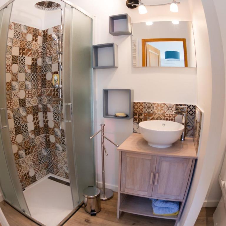 Longère pierres/modernité proche mer/la guittière - Two-Bedroom House - 12