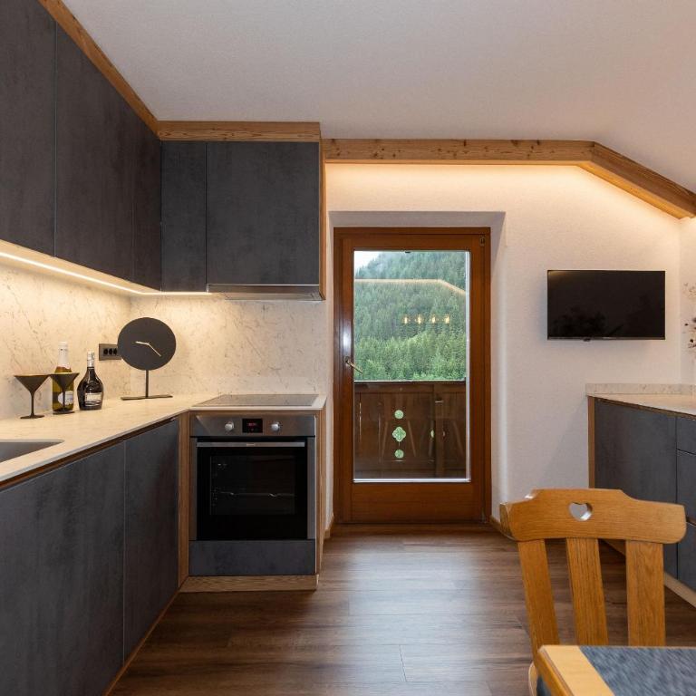 Ciasa Rosra - Appartamento con 2 Camere da Letto e Vista Montagna (4 Adulti) - 14