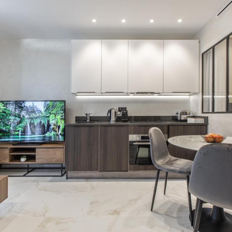 Résidence Topaze - Central - Luxurious - 50m Croisette Palais - LRA CANNES - AMETHYSTE - One-Bedroom Apartment - 4
