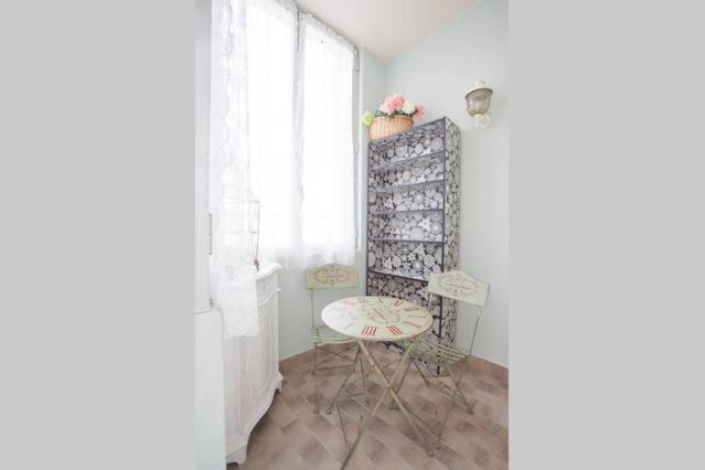 Relais De La Place - Appartamento con 2 Camere da Letto e Balcone - 2