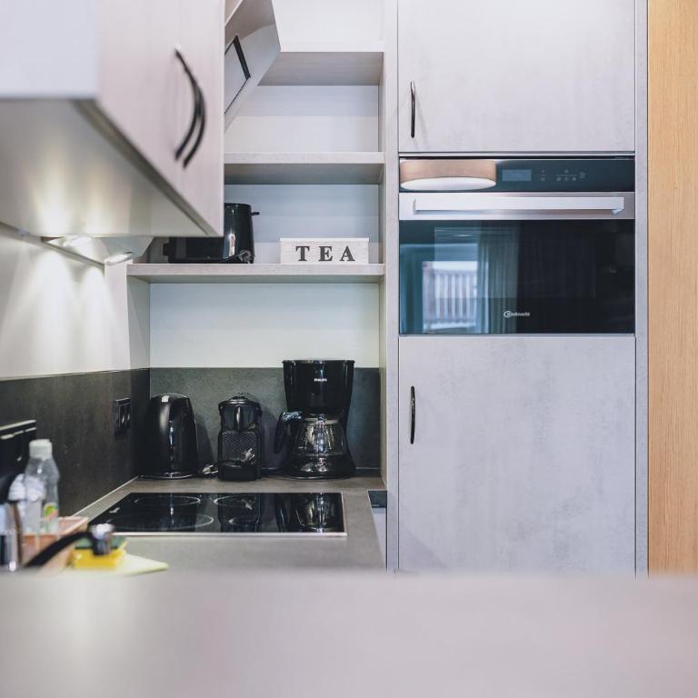 Alpine City Living by we rent, SUMMERCARD INCLUDED - Apartment mit Balkon - 1