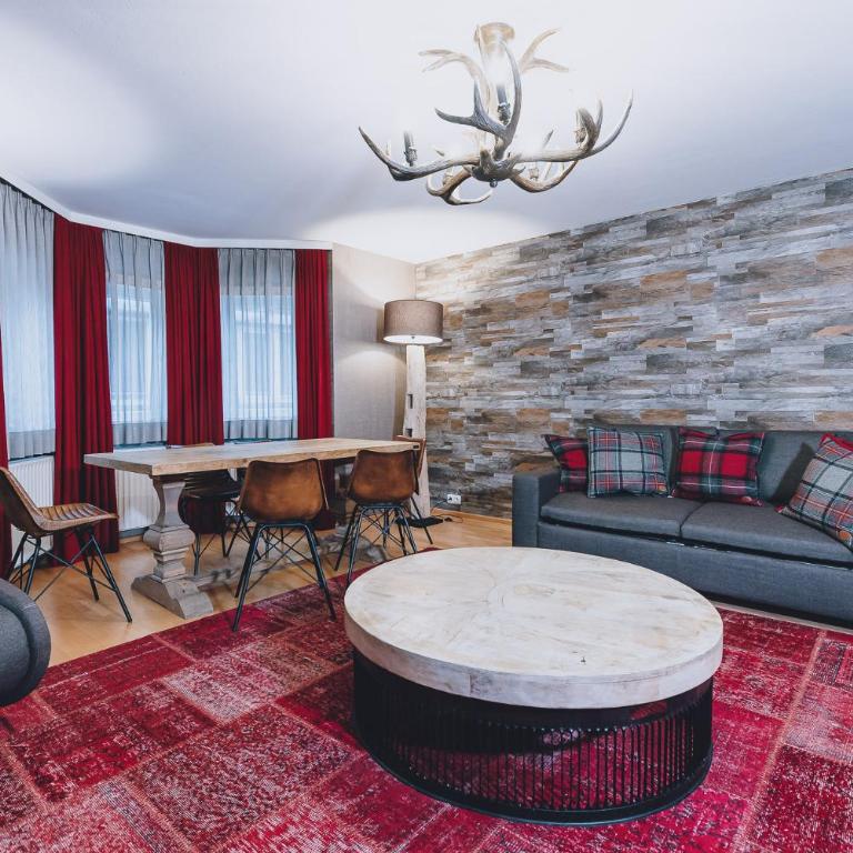 Alpine City Living by we rent, SUMMERCARD INCLUDED - Deluxe Apartment - 6