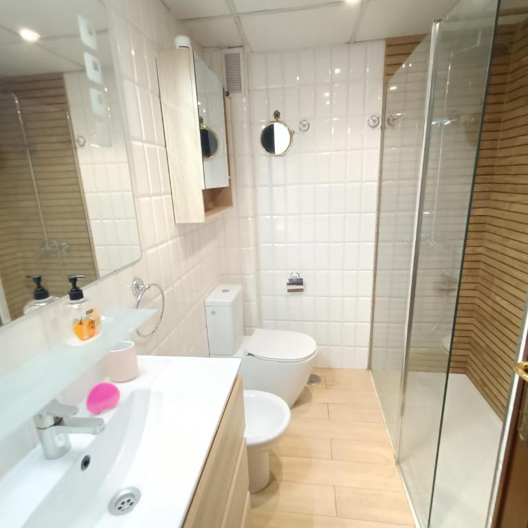 Primera línea paseo principal - Apartamento - 4