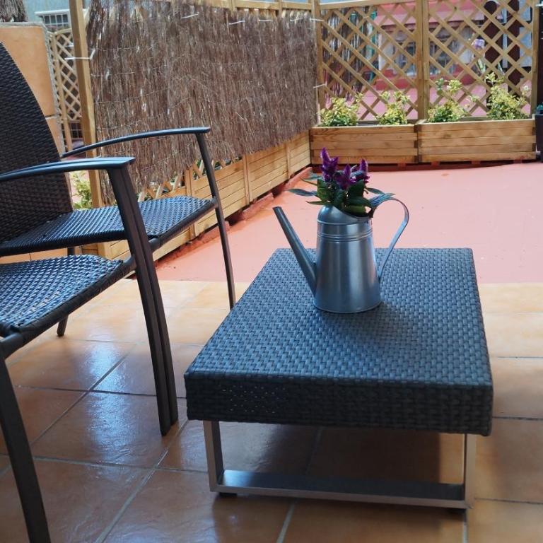Good-Home Paseo de Gracia - Quadruple Room with Terrace - 4