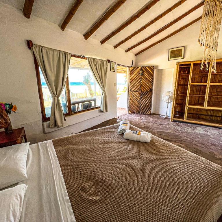 Hotel Punta Ballenas - Suite con vistas al mar - Cama extragrande - 1