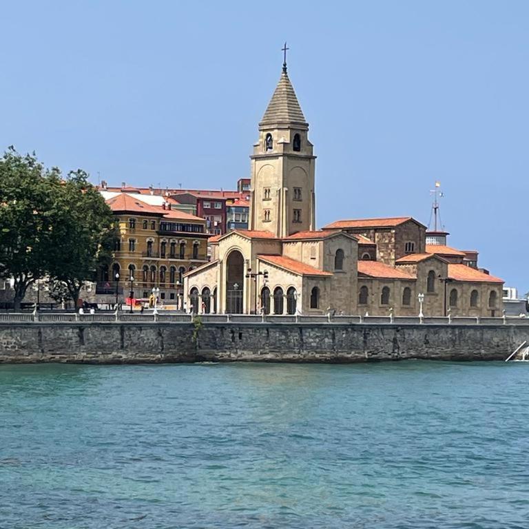 CORAZON DE GIJON, A 1 MIN DE PLAYA, BARES Y PUERTO - Apartamento de 1 dormitorio - 18