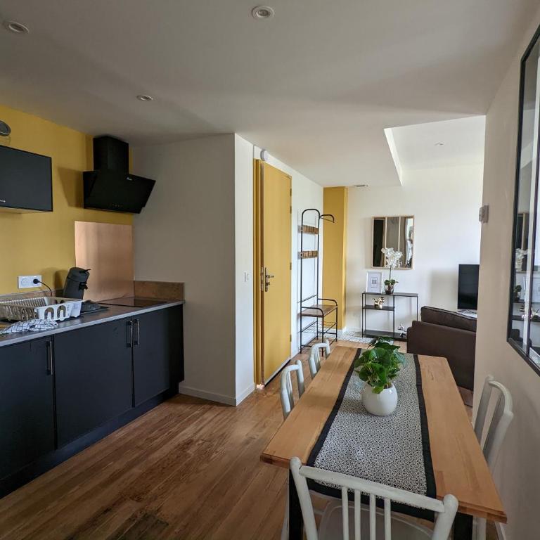 T2 Bis Cosy proche Gare - Appartamento con 2 Camere da Letto - 1
