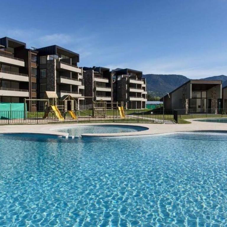 Excelente Departamento en Condominio Costa Pucon - Three-Bedroom Apartment - 1