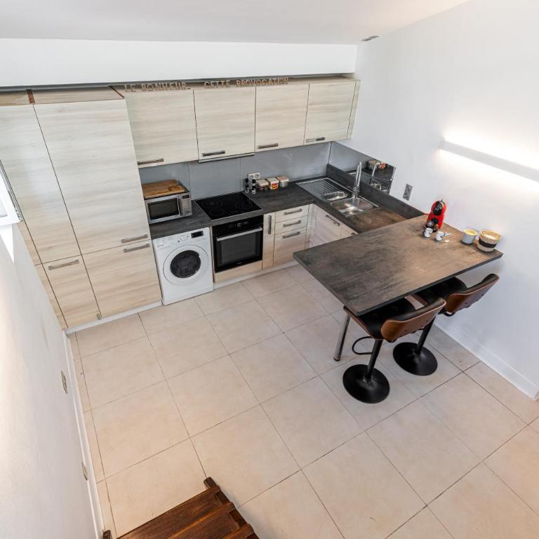 Superbe appartement en plein centre du vieil Antibes - Appartement 1 Chambre - 7