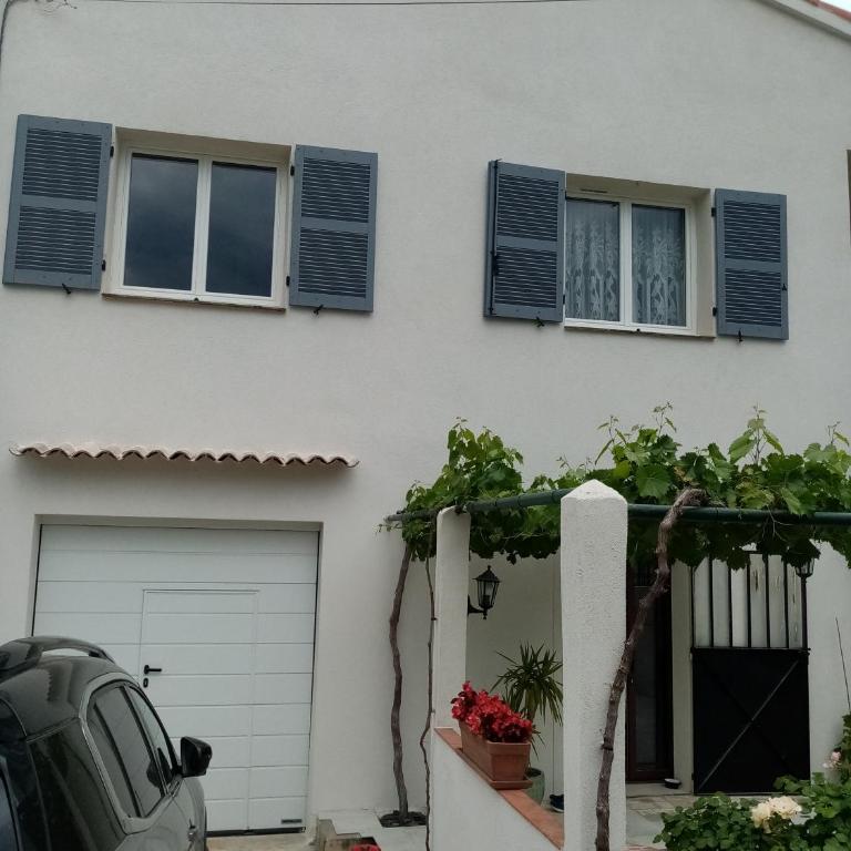 Appartement indépendant dans villa, entre Fréjus et St Raphaël - Apartment with View and Balcony - 19