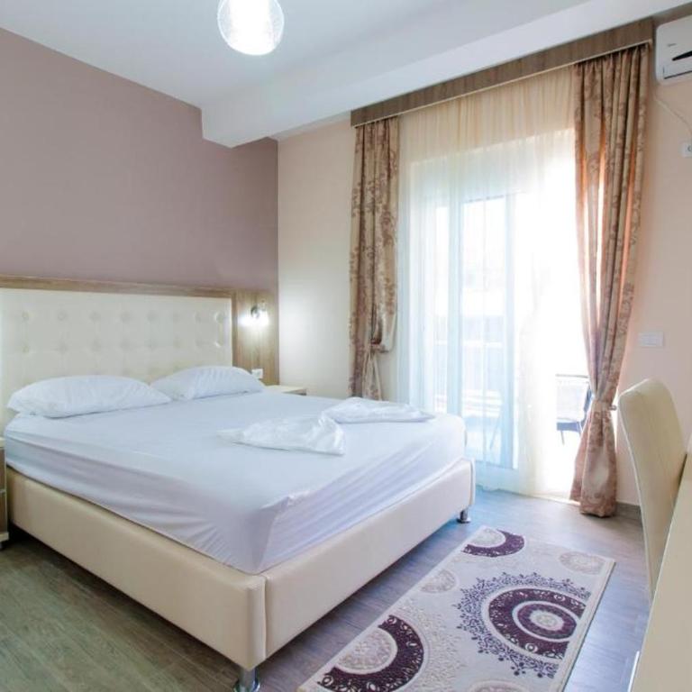 A3 Apartments Villa - Dvokrevetna Soba sa Bračnim Krevetom (Queen-size) i Balkonom - 10