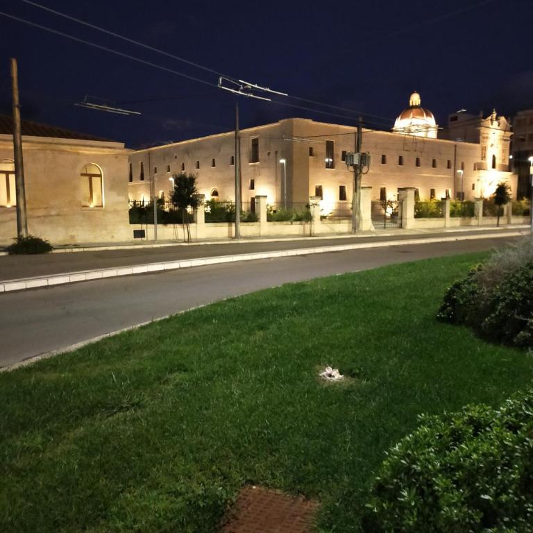 Porta Deuropa - One-Bedroom House - 1
