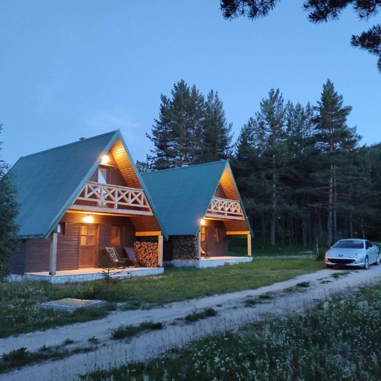 North Star Žabljak - Two-Bedroom House - 25