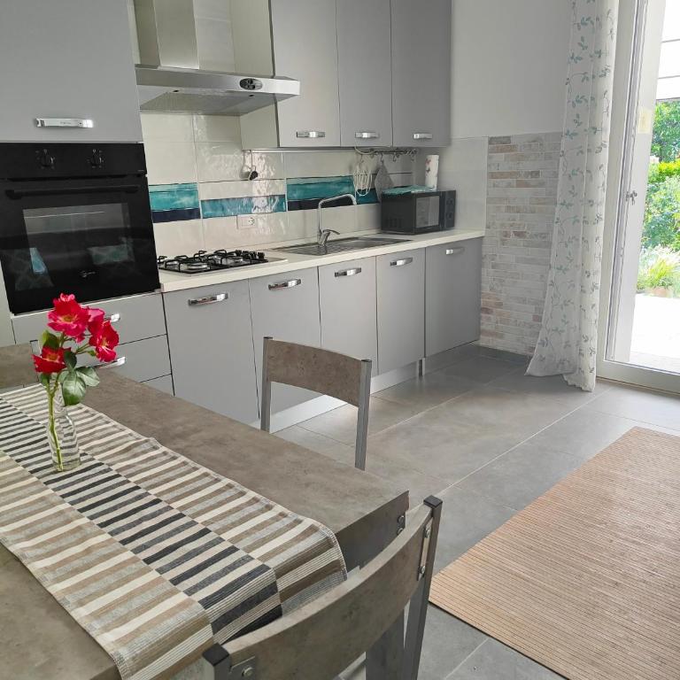 Villa Marianna Garda Lake - One-Bedroom Apartment - 5