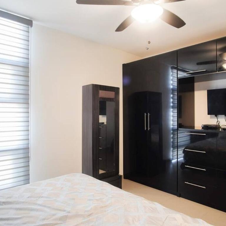 Casa moderna y elegante en el corazón de Ensenada! - Casa de 3 dormitorios - 35