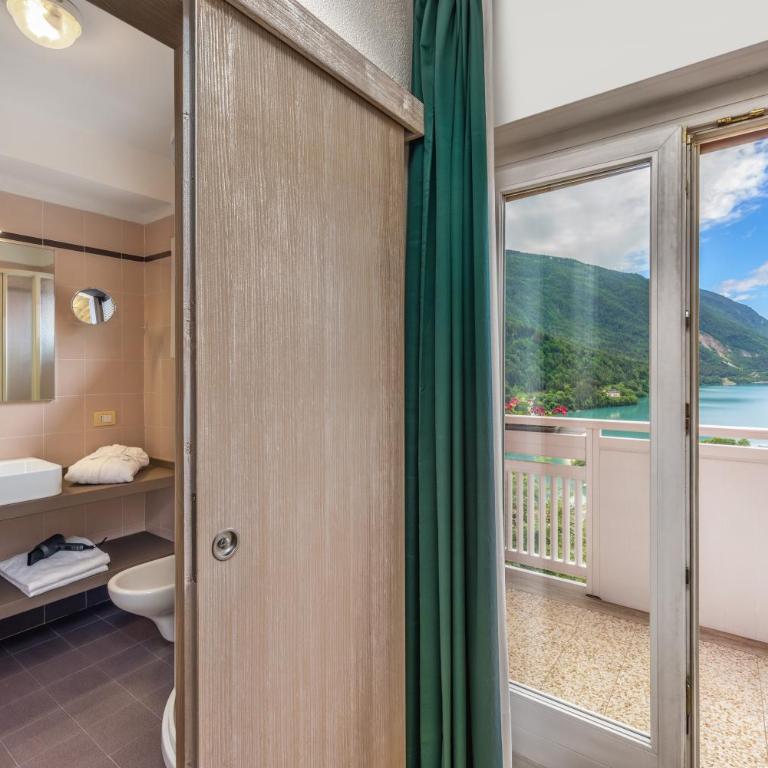Hotel Londra Slow Living Molveno - Camera Deluxe - 1