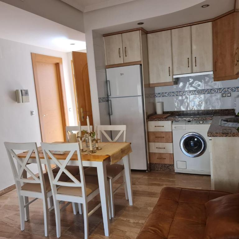 Apartamentos Benalmarina - One-Bedroom Apartment - 6