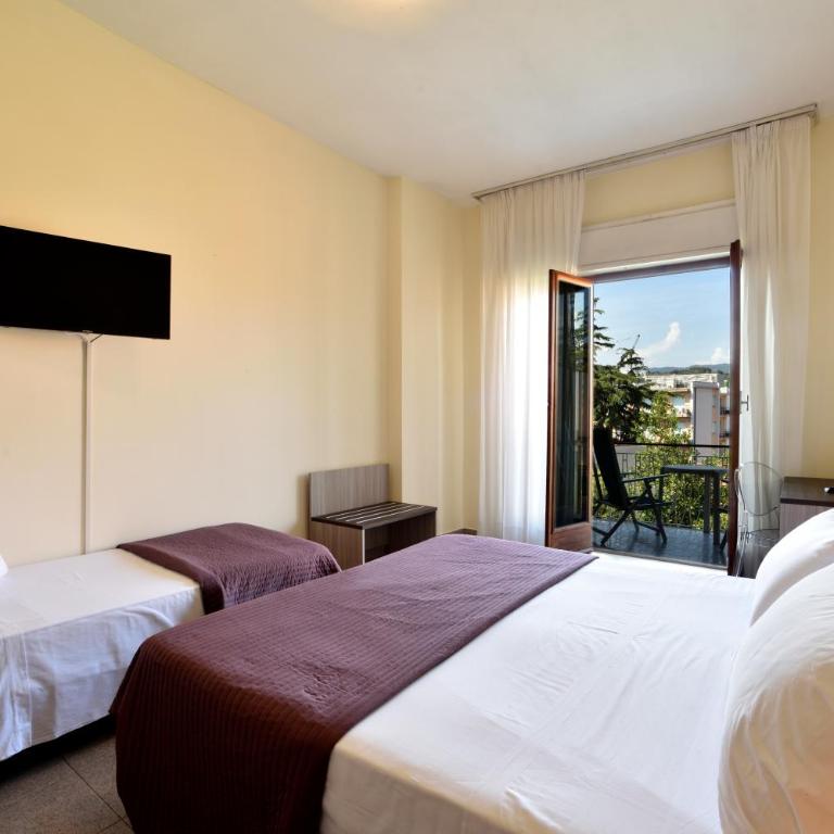 Hotel Diano Marina Mhotelsgroup - Habitación Triple Superior - 3