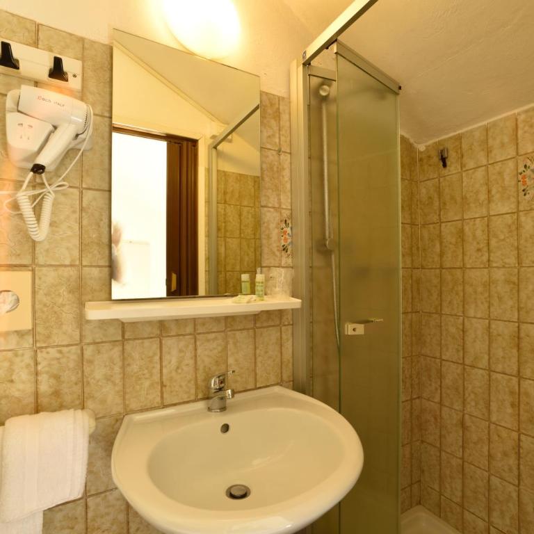 Hotel Diano Marina Mhotelsgroup - Habitación Individual con baño privado - 4