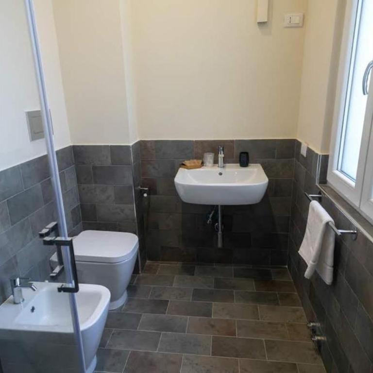 Villa Gaffurio - Camera Matrimoniale con Bagno Privato Esterno - 8