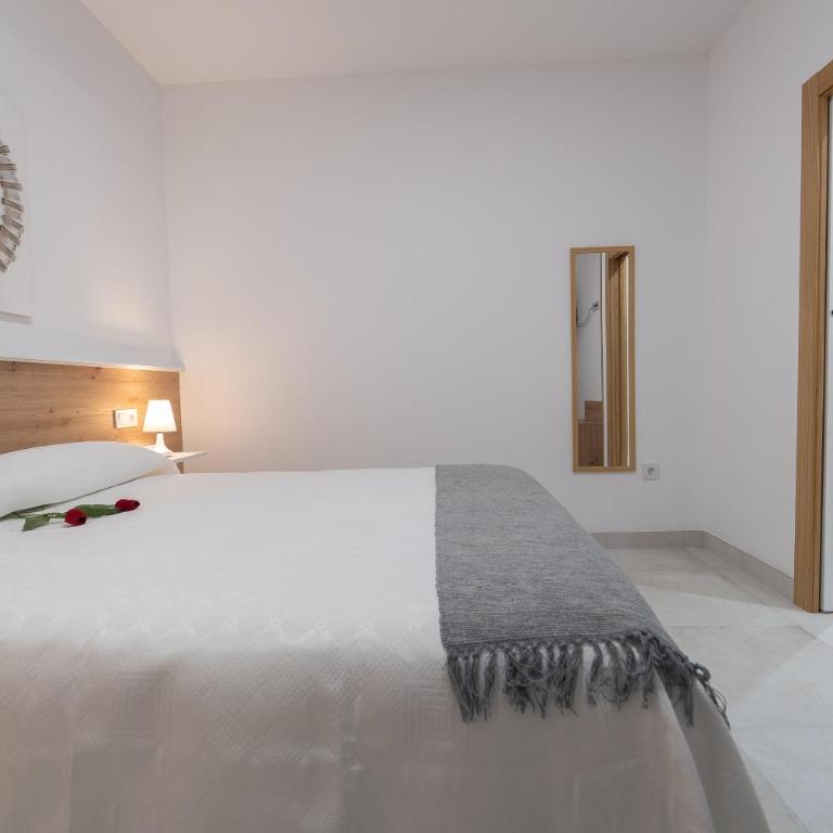 Apartamentos turísticos De La Abuela Carmen - One-Bedroom Apartment - 2