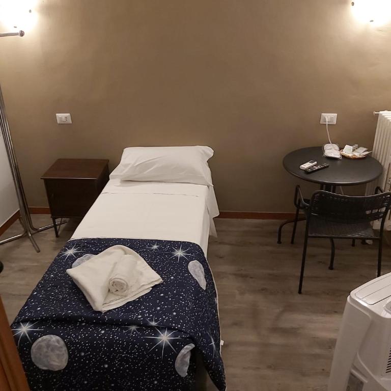 Il Verrocchio - Small Single Room - 4