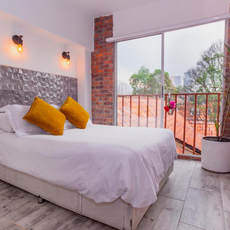 ApartaSuites & Hotel Bogota Suamox - Estudio con sofá cama - 1