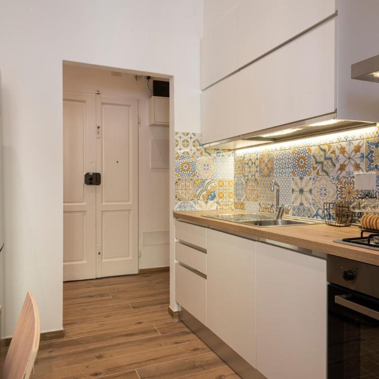 Casa Vittoria by Mmega - Appartamento con 2 Camere da Letto - 8