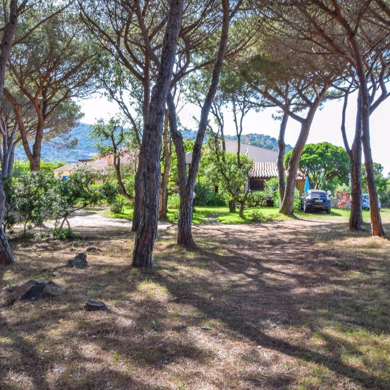 1 Bedroom Cozy Home In Budoni - Casa Vacanze con 1 Camera da Letto - 1