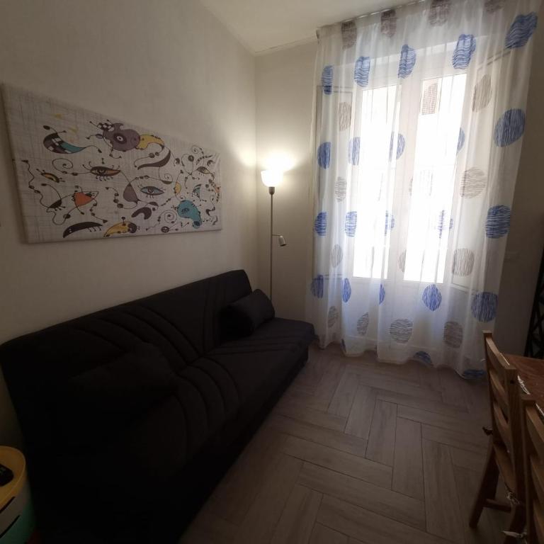 FRAiMARI Home - One-Bedroom Apartment - 16