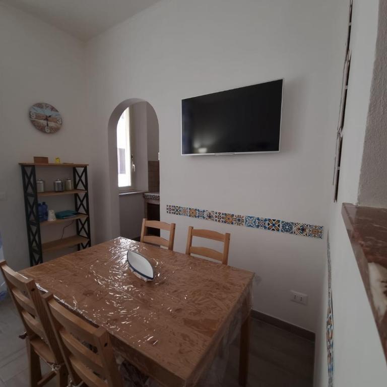FRAiMARI Home - One-Bedroom Apartment - 21