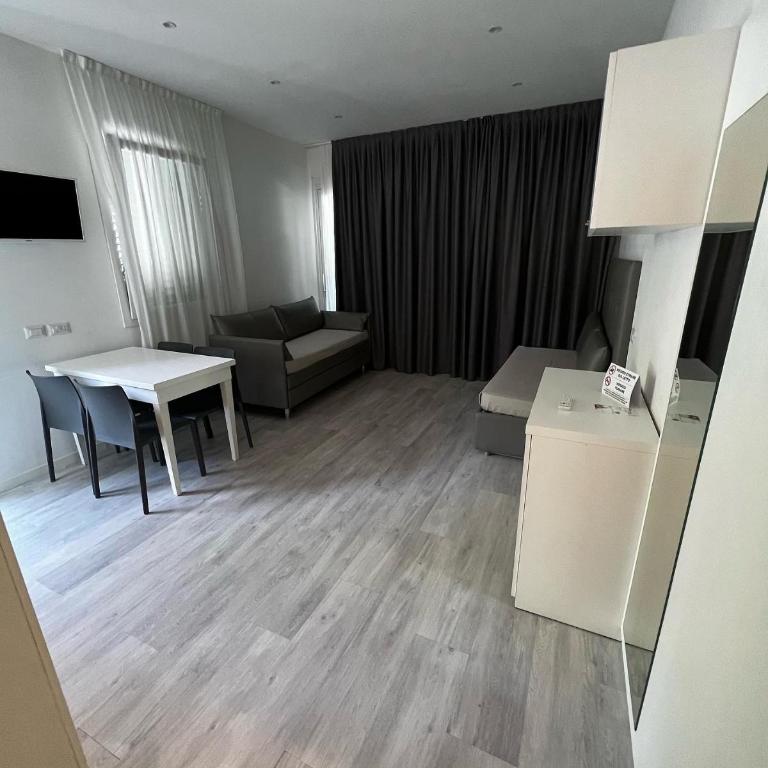 Hotel Ardea - Suite Familiare - 12