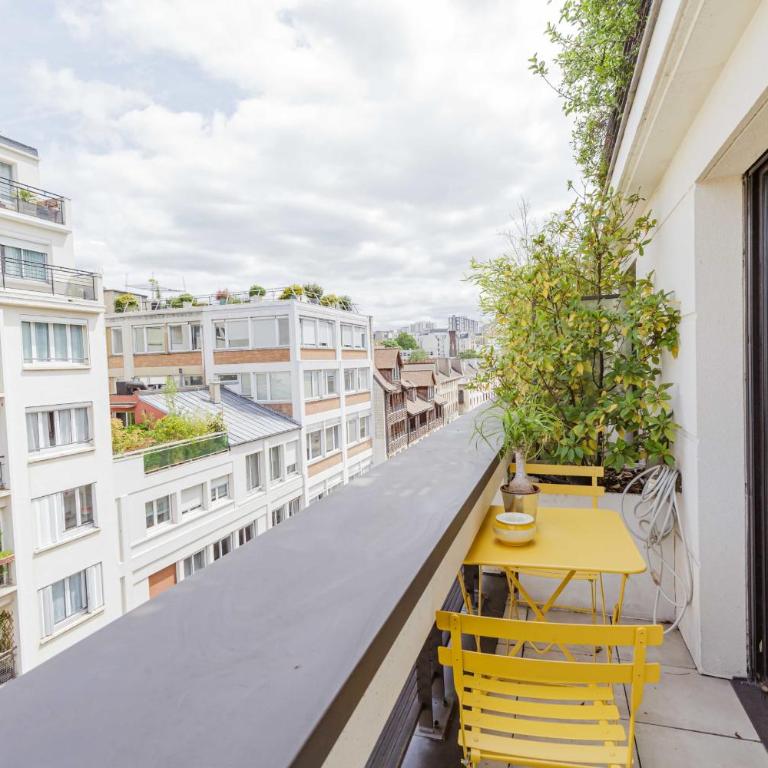 LUMINEUX 37m pour 2 avec BALCON à Paris! - Appartement - 21