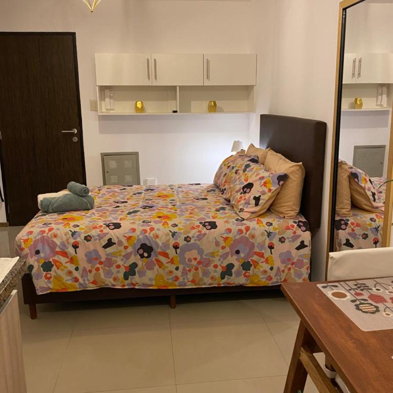 Estudio elegante y cálido - One-Bedroom Apartment - 6