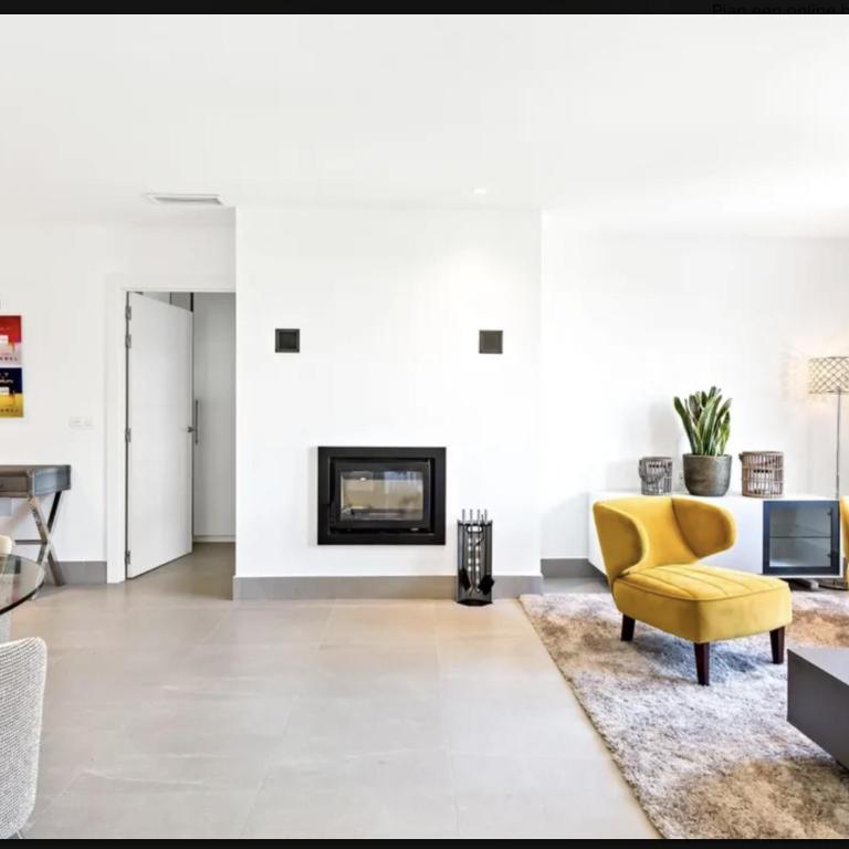 Puerto Banus luxury apartment located in harbor - Deluxe Apartment - 5