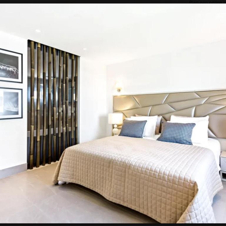 Puerto Banus luxury apartment located in harbor - Deluxe Apartment - 9