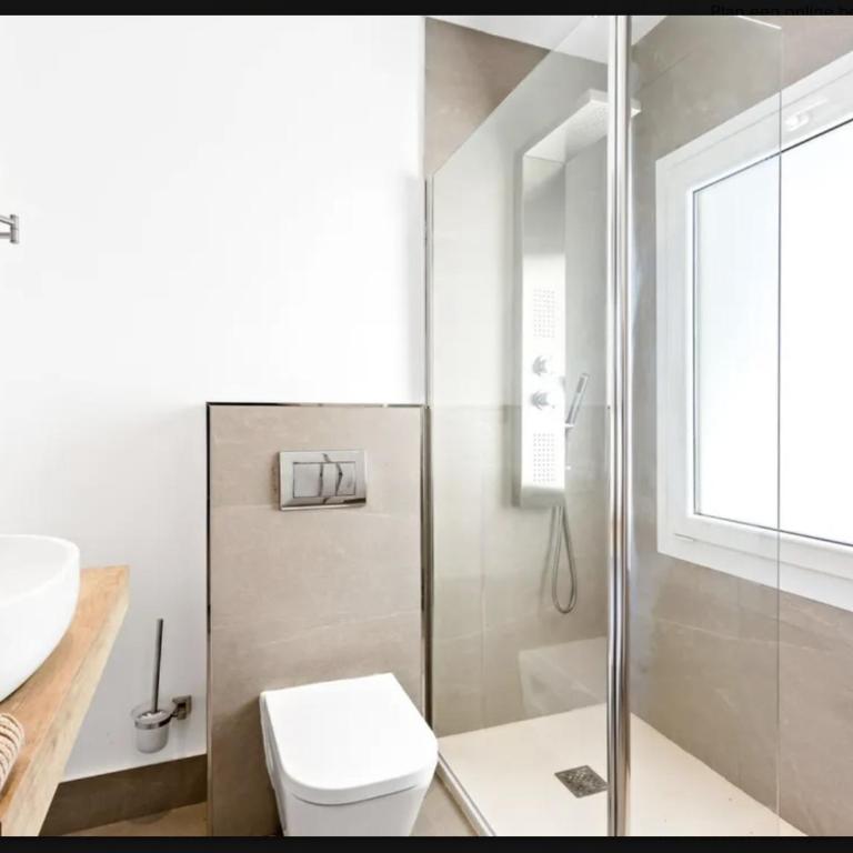 Puerto Banus luxury apartment located in harbor - Deluxe Apartment - 19