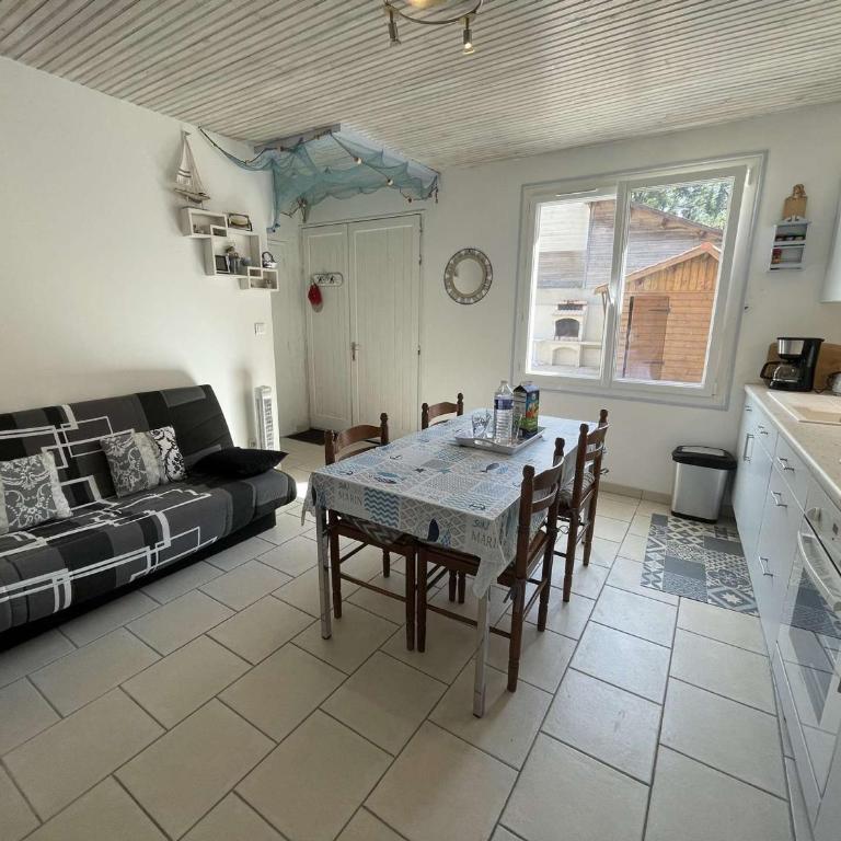 Charmante maison à Saint-Jean-de-Monts, 400m de la plage, terrasse, jardin, parking et ménage inclus - FR-1-224C-198 - Casa Vacanze - 11