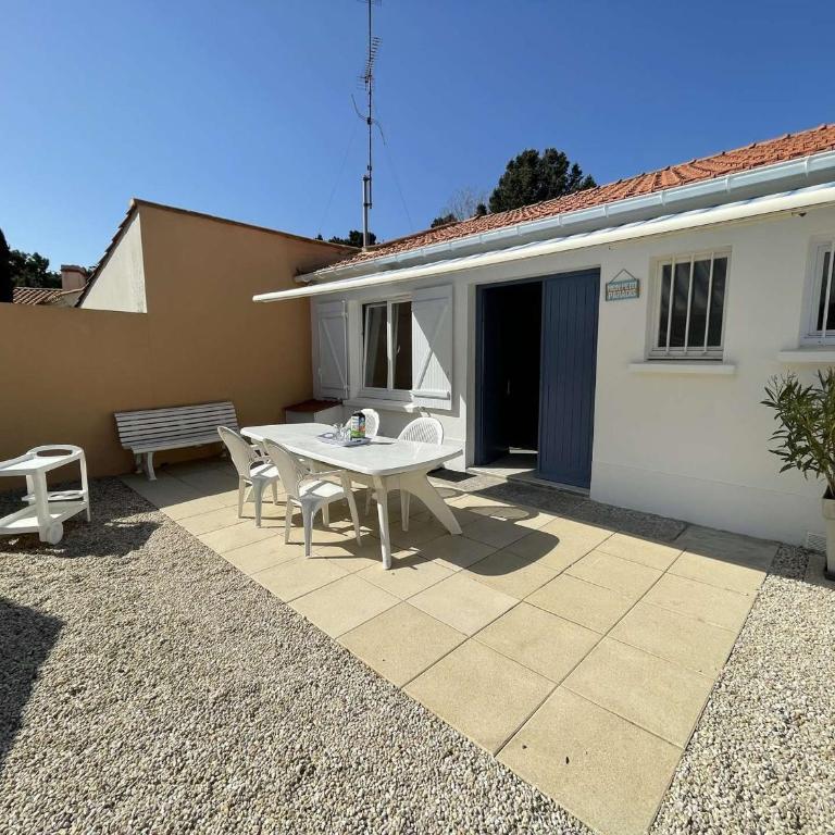 Charmante maison à Saint-Jean-de-Monts, 400m de la plage, terrasse, jardin, parking et ménage inclus - FR-1-224C-198 - Casa Vacanze - 17