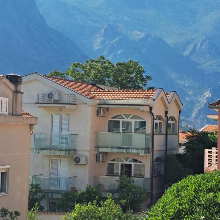 Apartments with sea view in Prcanj - Two-Bedroom Apartment - 8
