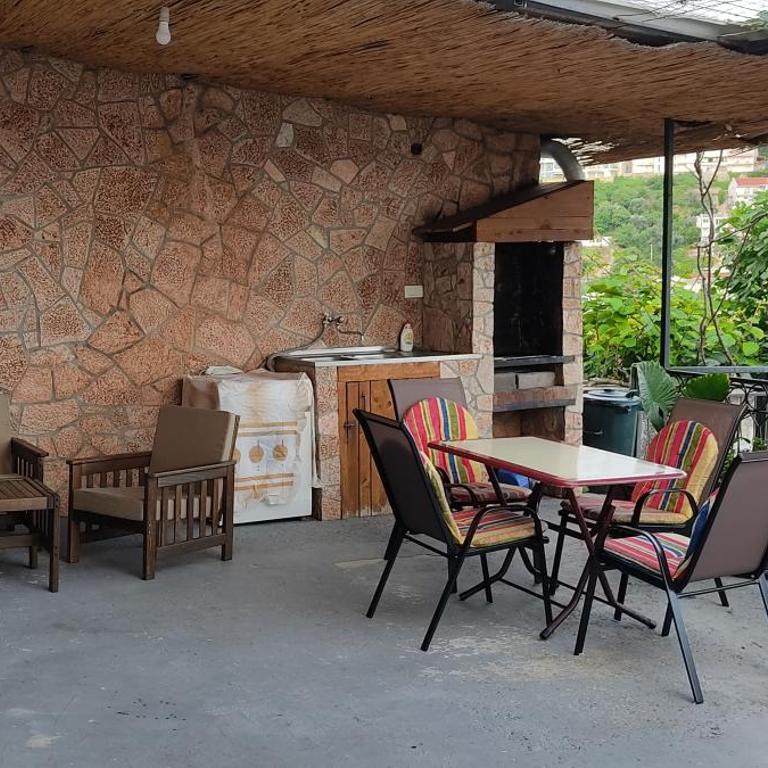 Guest House Djakonovic - Vila sa Pogledom na More - 17