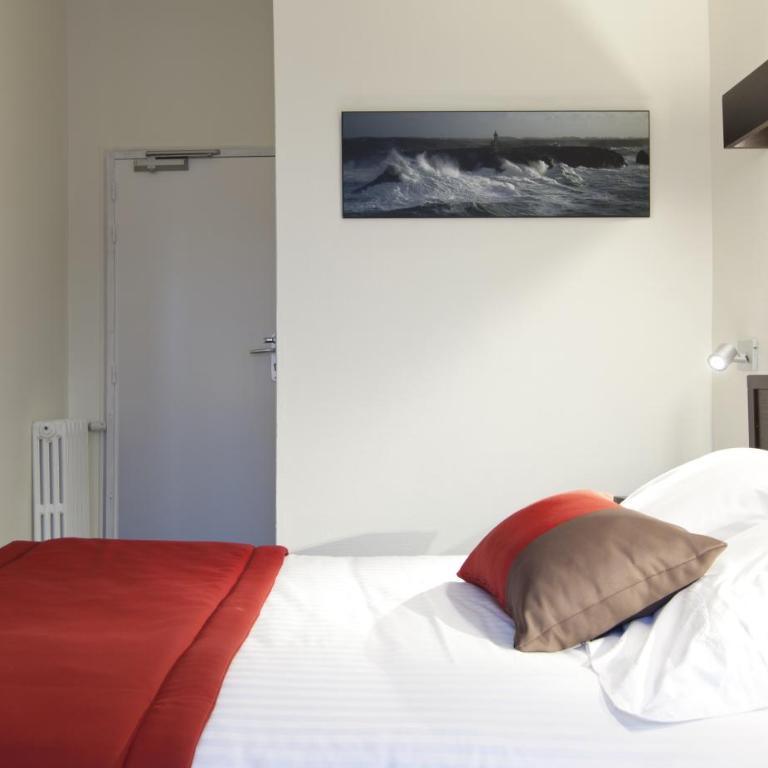 Logis Hotel Chateaubriand - Chambre Double - 9