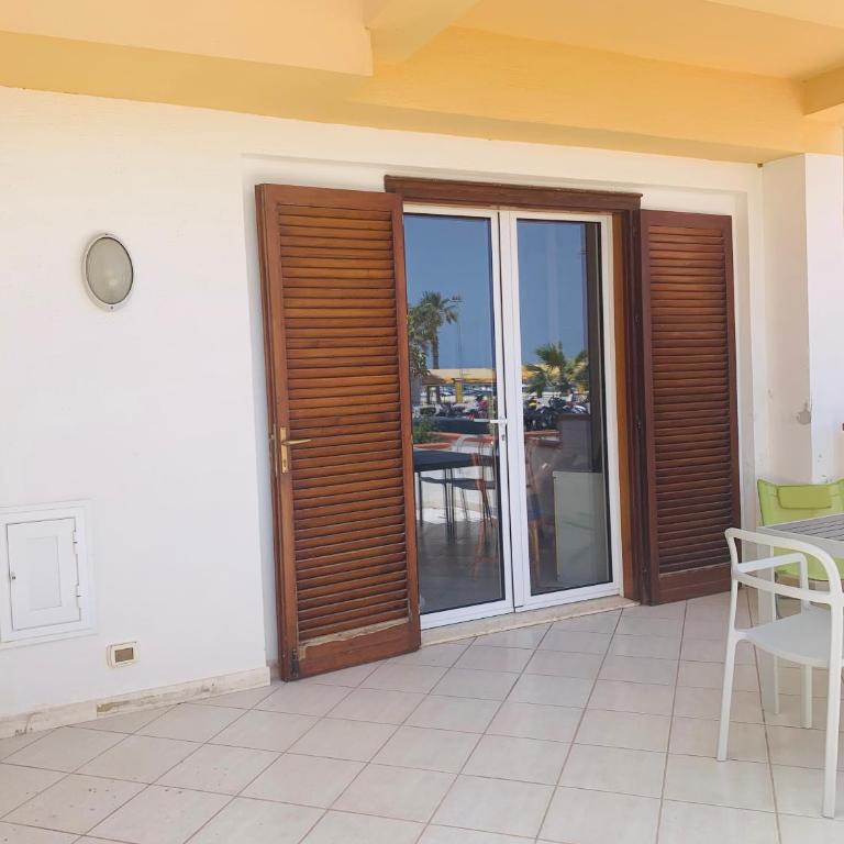 Villa Ciuri di fronte al mare - Casa Vacanze con 2 Camere da Letto - 24