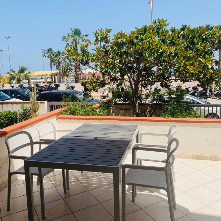 Villa Ciuri di fronte al mare - Casa Vacanze con 2 Camere da Letto - 25