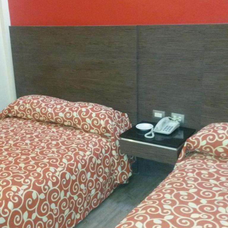 Hotel Dharma - Twin Room - 1
