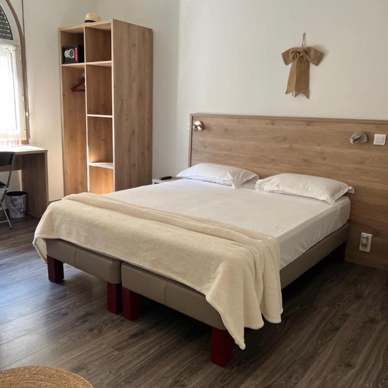 Hotel Lutetia - Chambre Familiale (2 Adultes et 2 Enfants) - 1