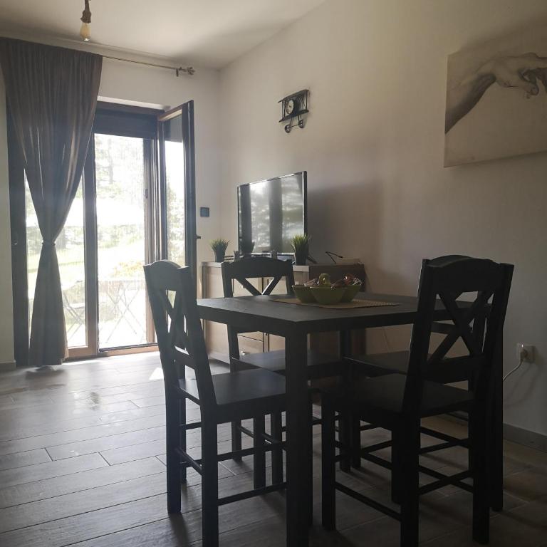 KATUN Apartmani & SPA - Porodični Studio - 14